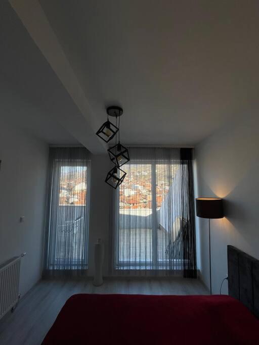 Penthouse With Castle View Appartement Prizren Buitenkant foto
