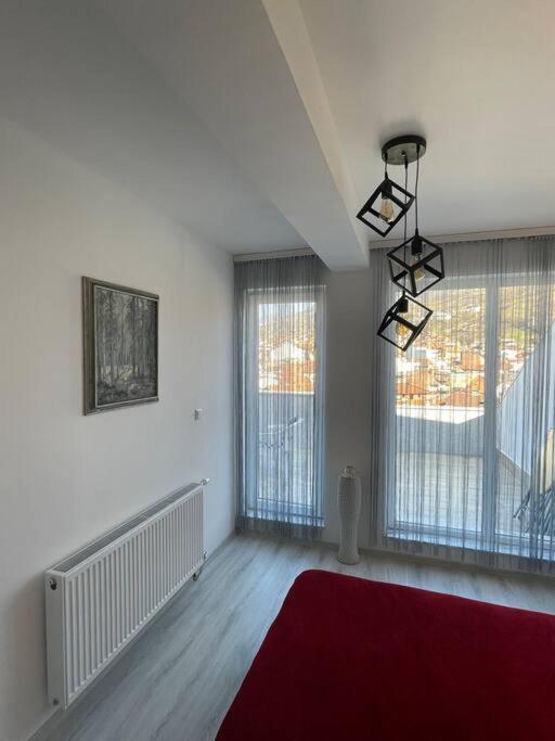 Penthouse With Castle View Appartement Prizren Buitenkant foto